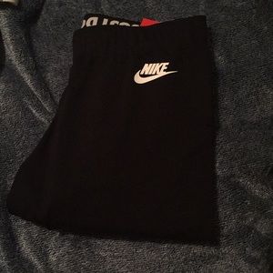Brand new black nike leggings